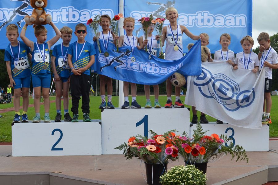 Tweede en derde plaats voor DEM pupillen bij estafette kampioenschappen